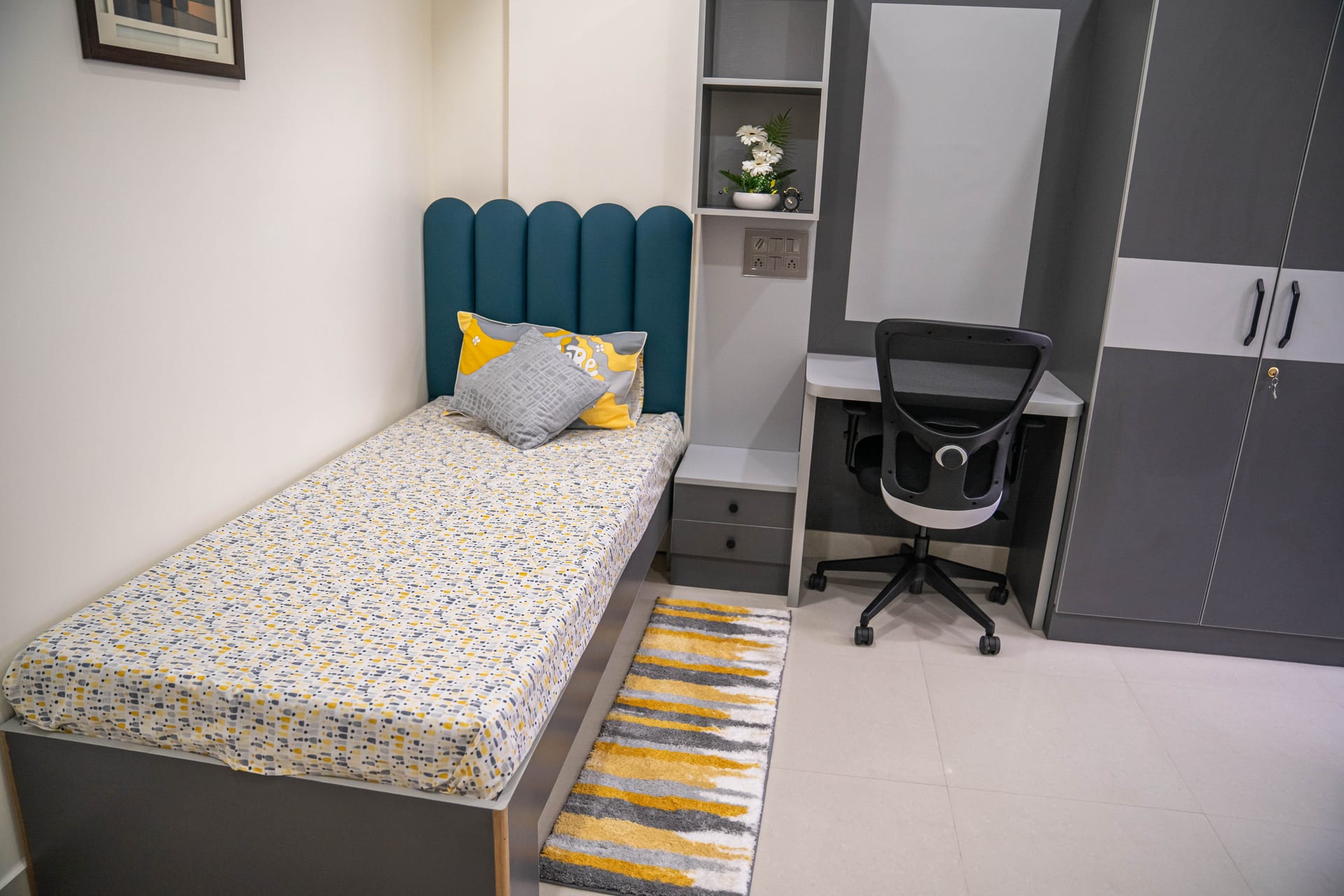 Furnished Rooms